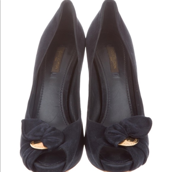Louis Vuitton Suede Peep Toe Pump - Picture 1 of 4
